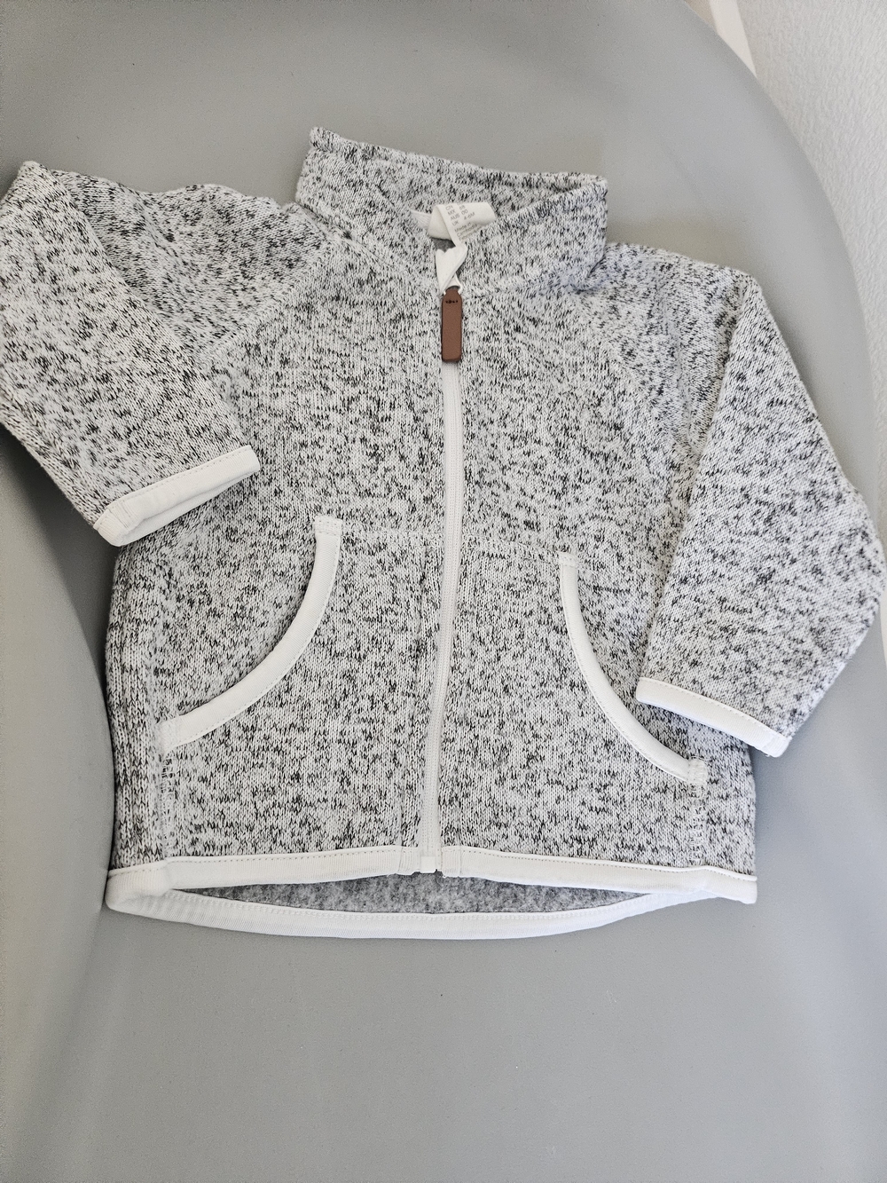 H&M Marled Gray Knit Zip Jacket with White Trim